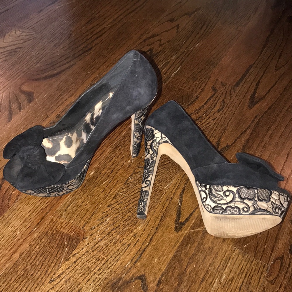 Shoes